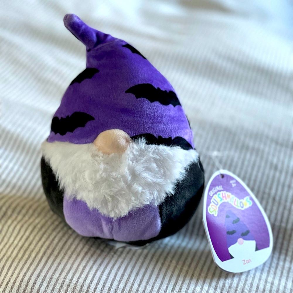Squishmeallows, 4.5 inches  Zan